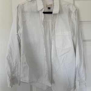 Universal Thread Classic White Shirt